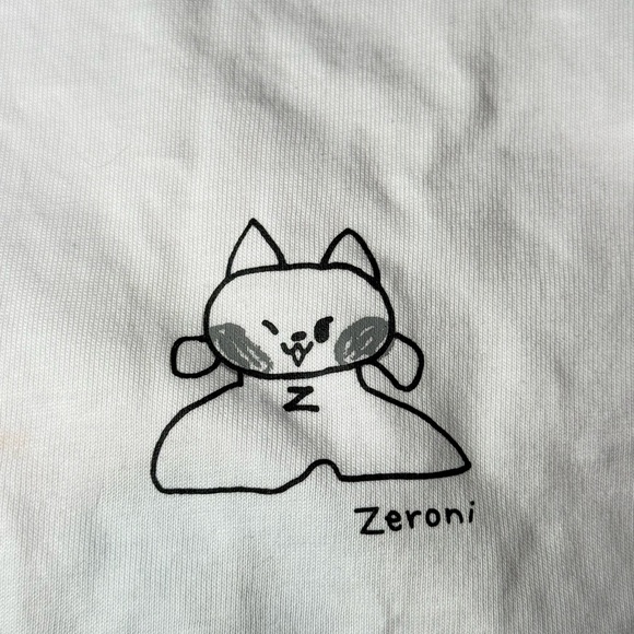Line Friends x ZEROBASEONE Zeroni T-Shirt - Picture 3 of 4